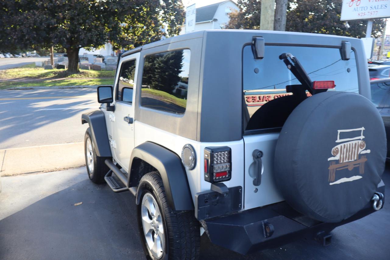 Jeep Wrangler Sport 4WD 2012
