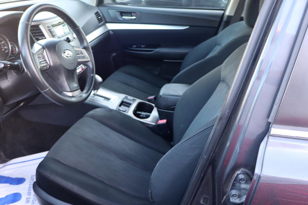 Subaru Legacy 2.5i Premium 2013