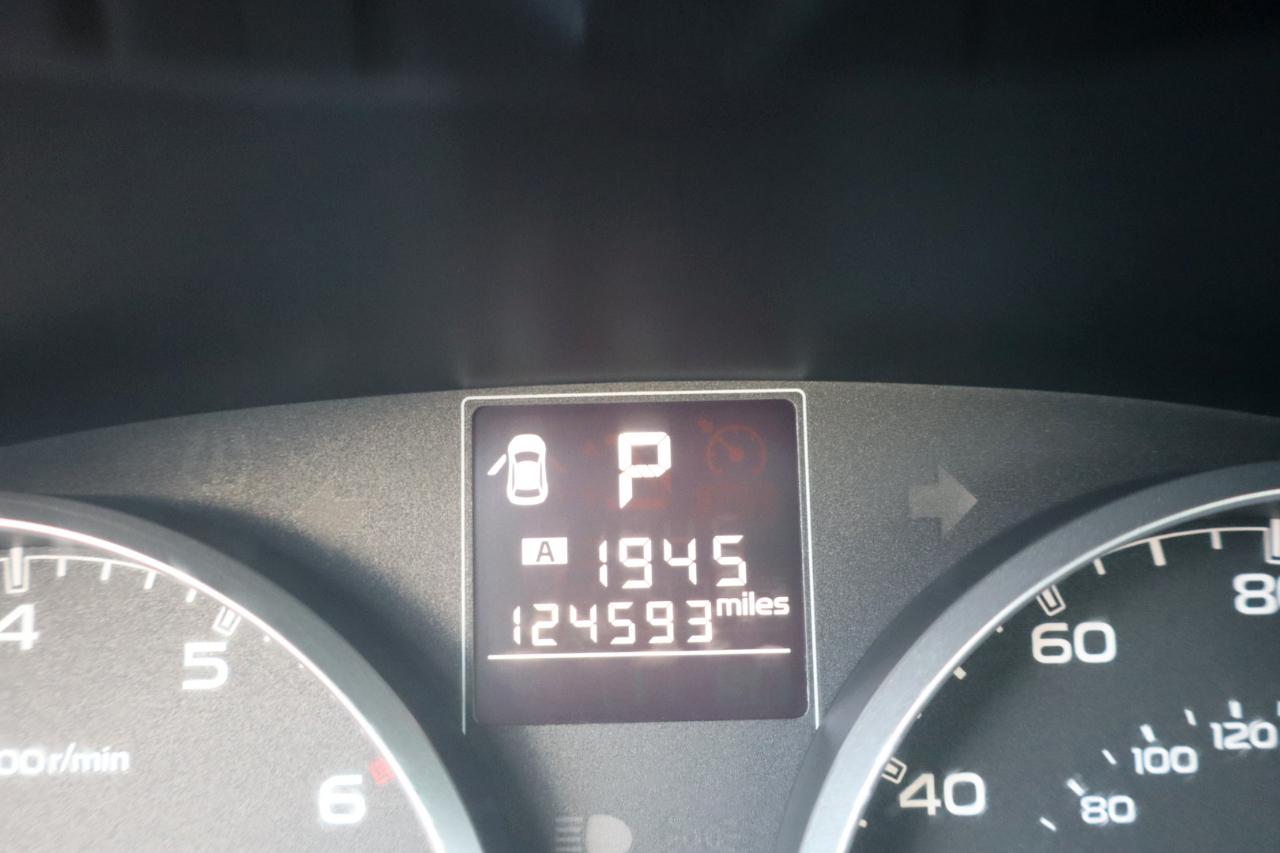 Subaru Legacy 2.5i Premium 2013