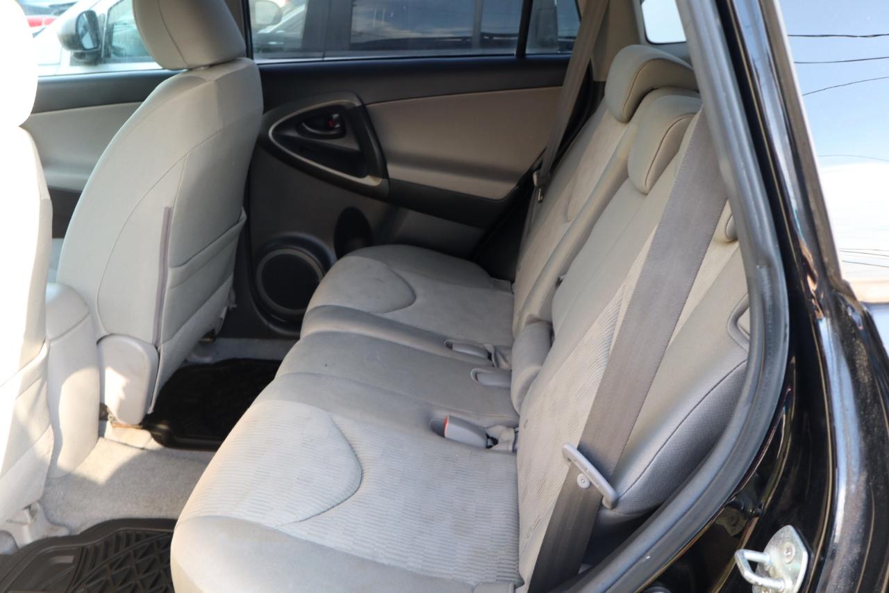 Toyota RAV4 Base I4 4WD 2011