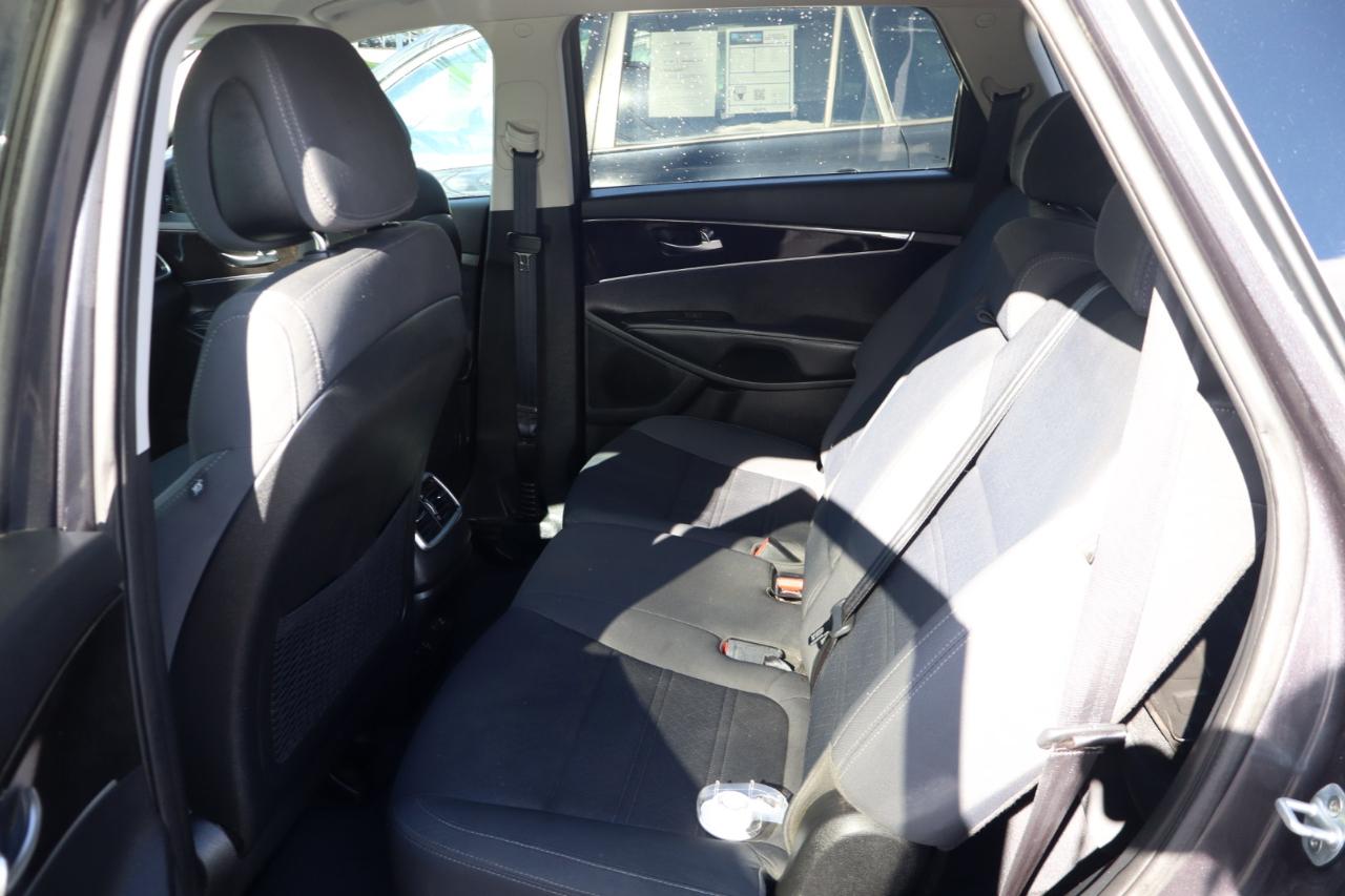 Kia Sorento LX V6 AWD 2016