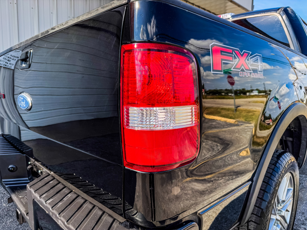 Ford F-150 XLT SuperCrew Short Box 4WD 2007
