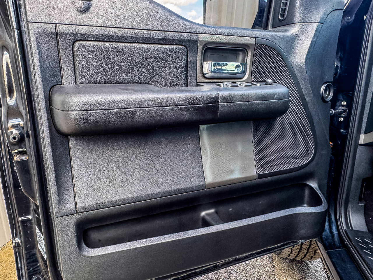 Ford F-150 XLT SuperCrew Short Box 4WD 2007