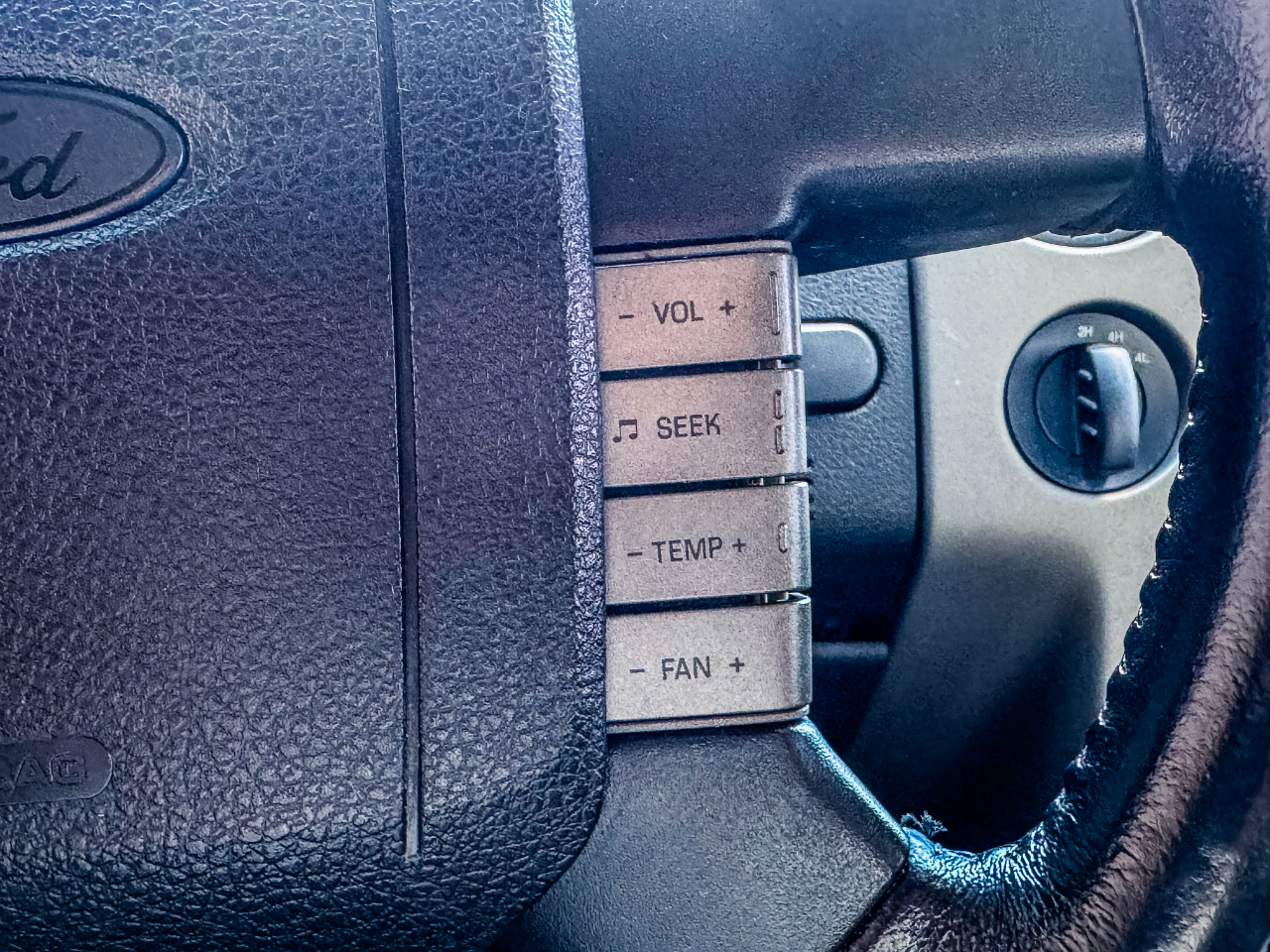 Ford F-150 XLT SuperCrew Short Box 4WD 2007
