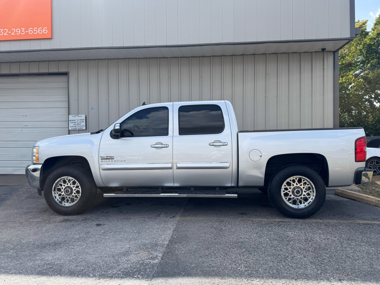 Chevrolet Silverado 1500 LT Crew Cab 2WD 2012