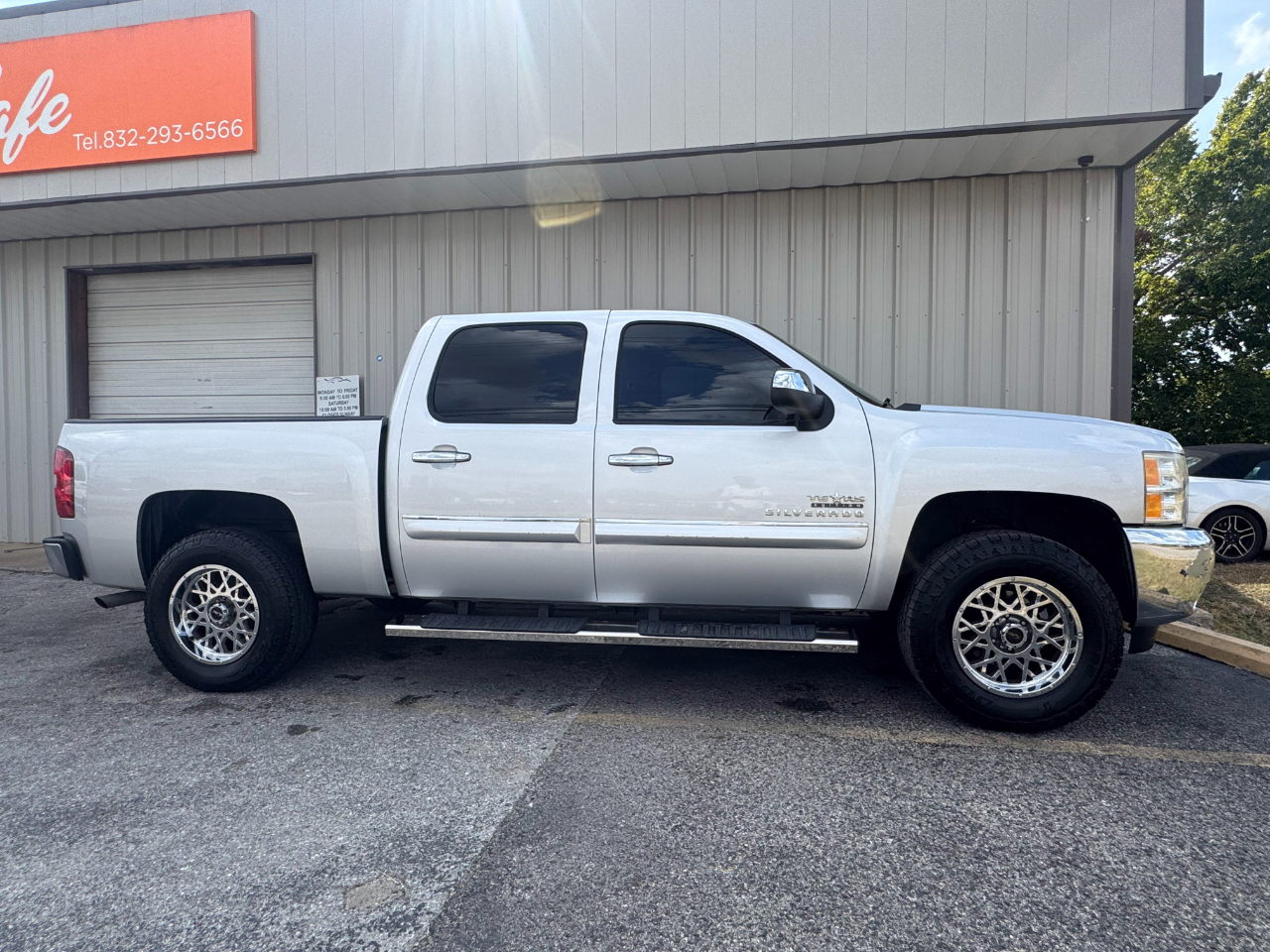 Chevrolet Silverado 1500 LT Crew Cab 2WD 2012