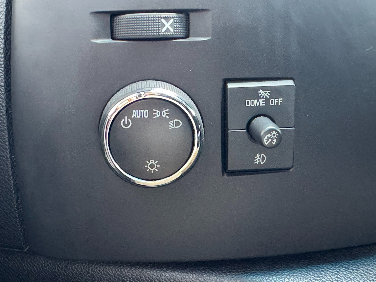 Chevrolet Silverado 1500 LT Crew Cab 2WD 2012