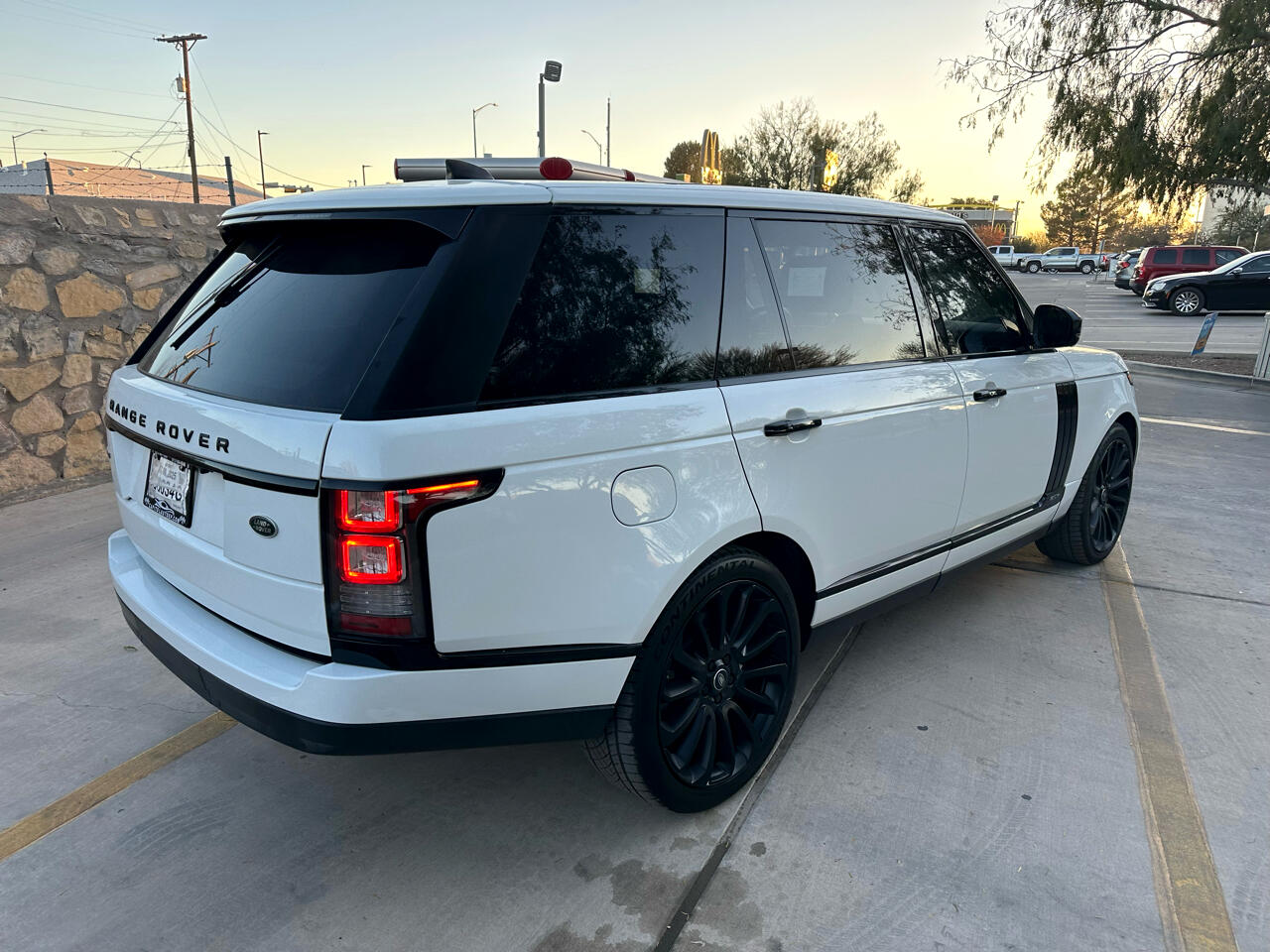 Land Rover Range Rover Supercharged LWB 2017