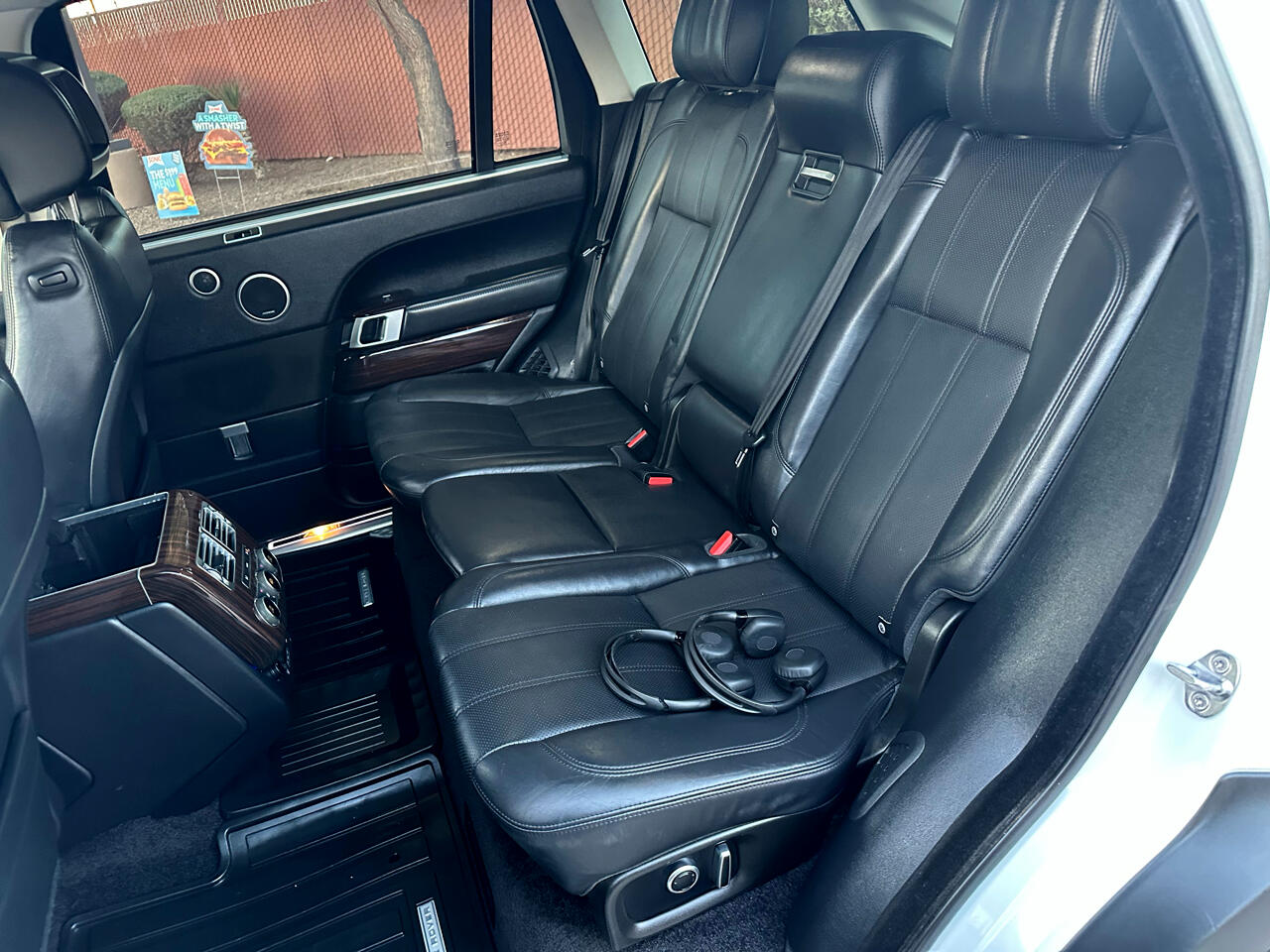 Land Rover Range Rover Supercharged LWB 2017