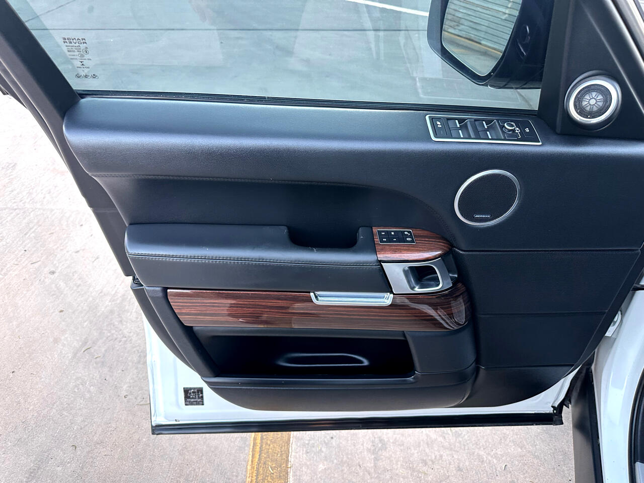 Land Rover Range Rover Supercharged LWB 2017