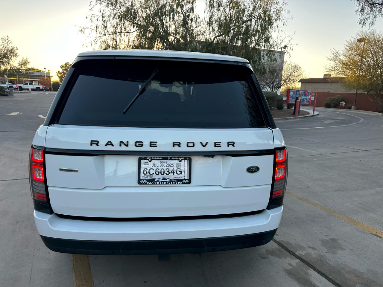 Land Rover Range Rover Supercharged LWB 2017