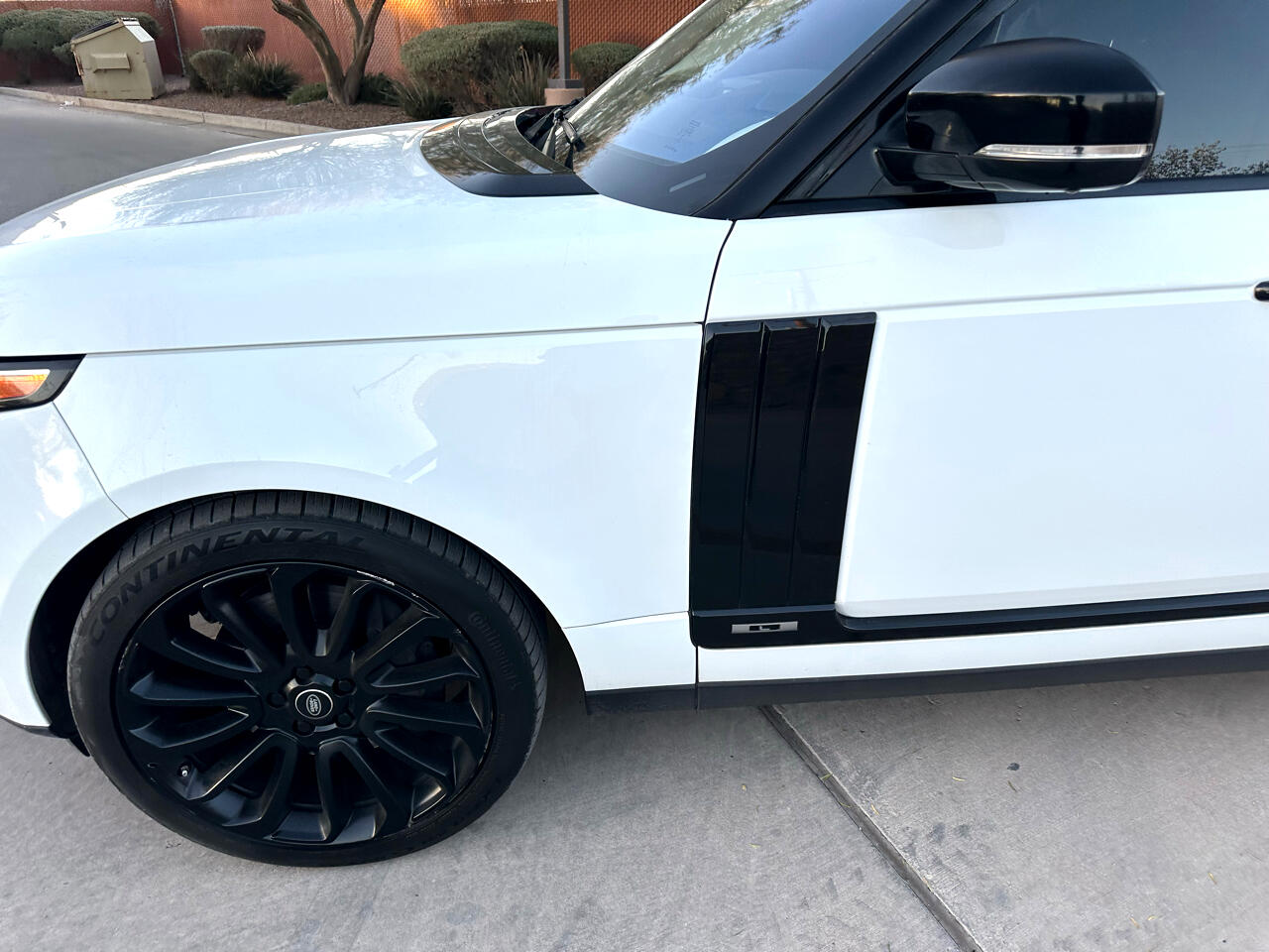 Land Rover Range Rover Supercharged LWB 2017