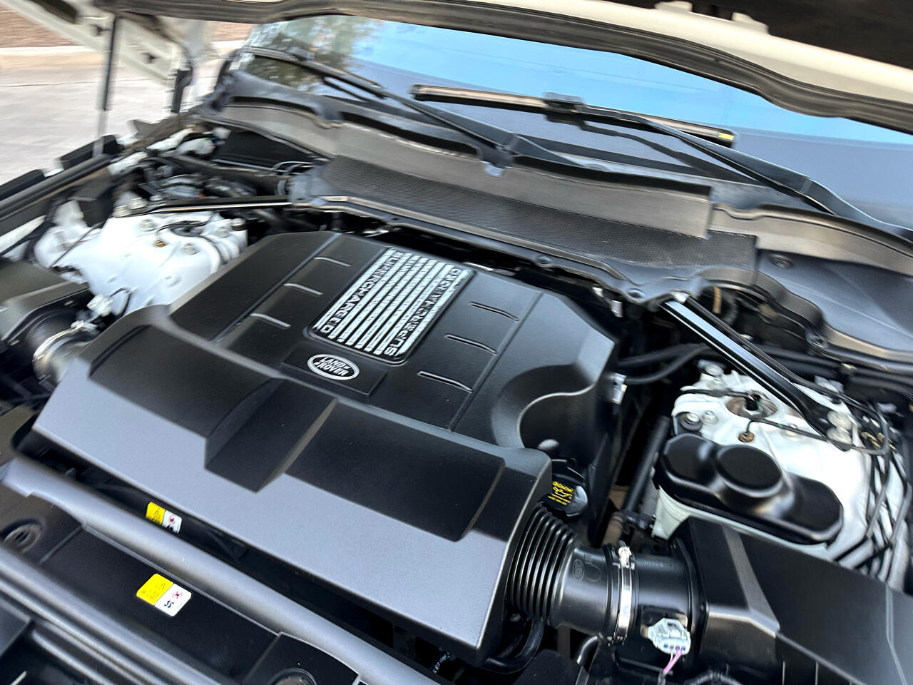 Land Rover Range Rover Supercharged LWB 2017