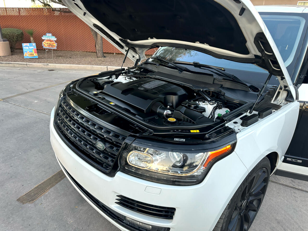 Land Rover Range Rover Supercharged LWB 2017