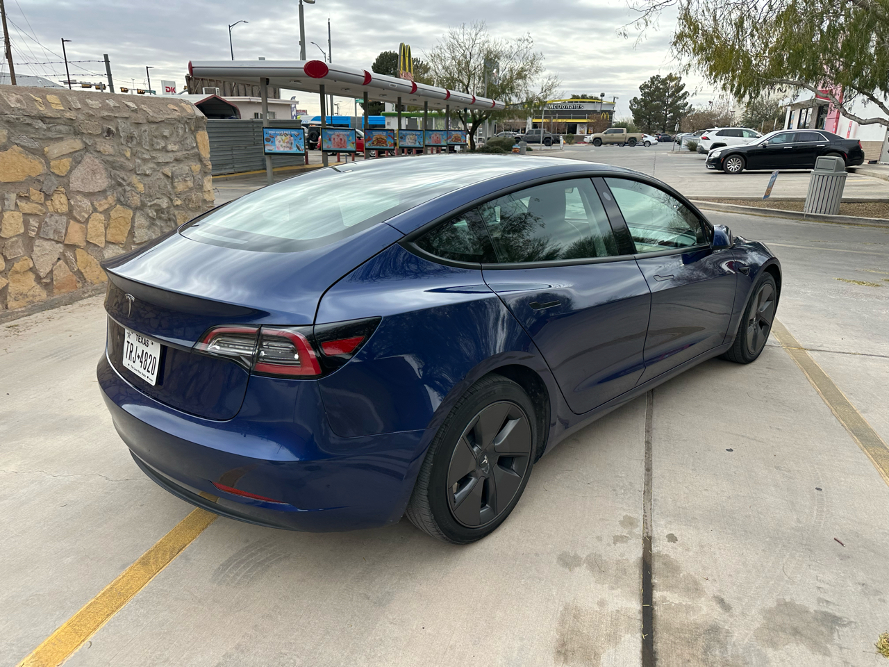 Tesla Model 3 Standard Range Plus 4D Sedan RWD 2023