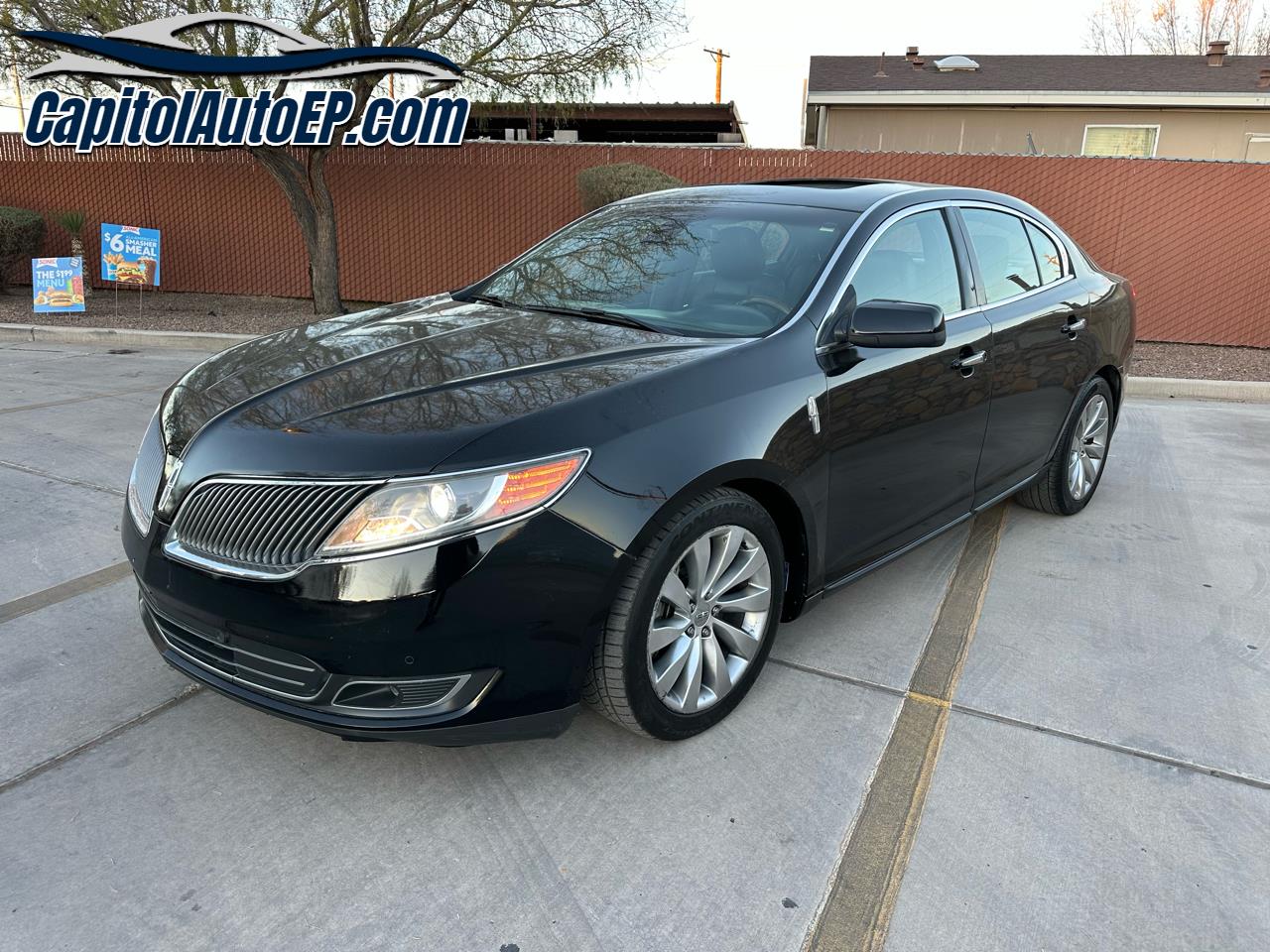 2016 Lincoln MKS FWD