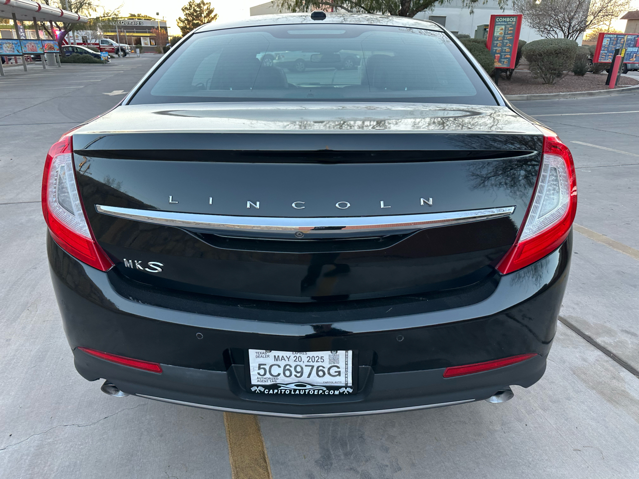 Lincoln MKS FWD 2016