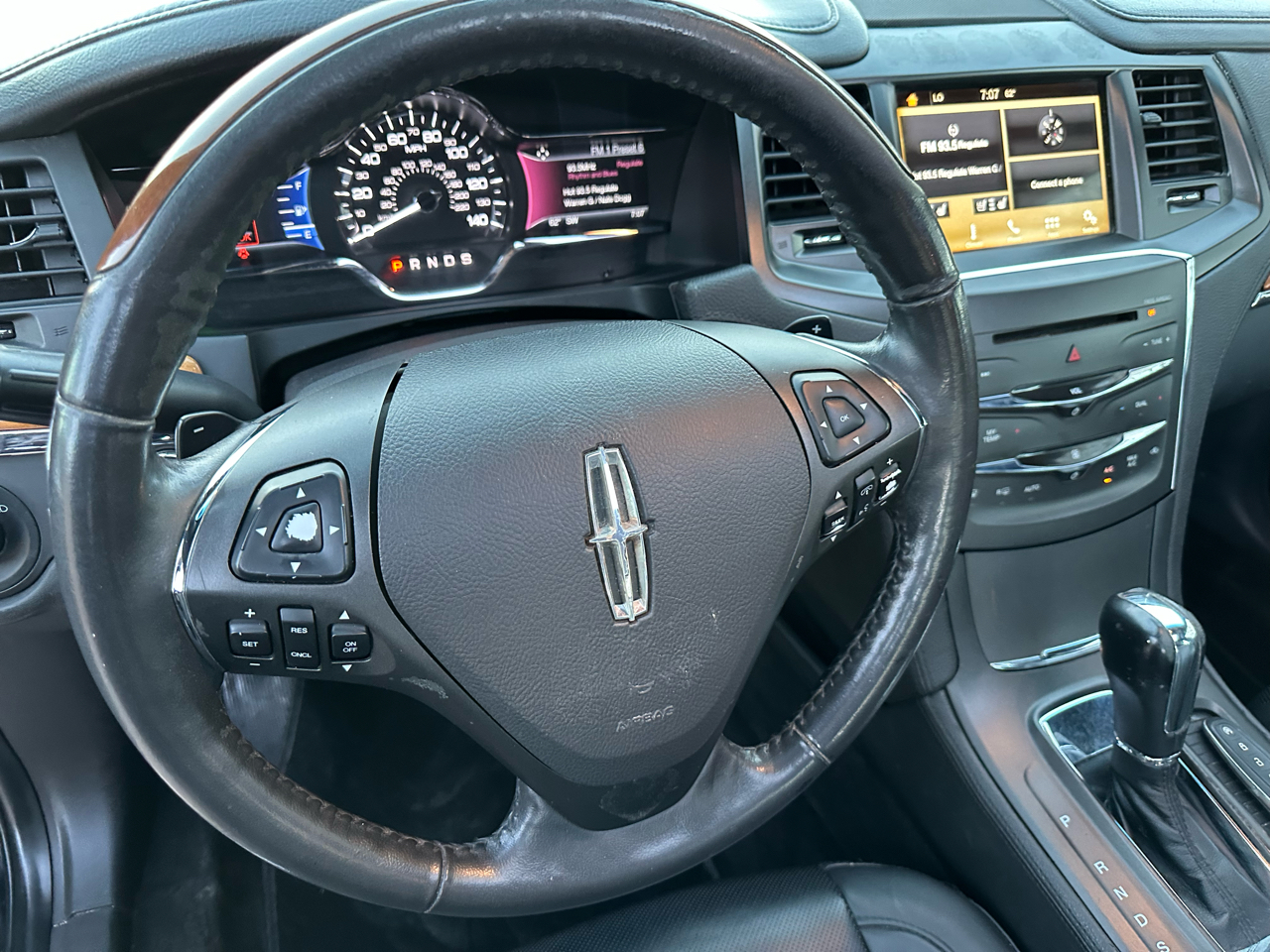 Lincoln MKS FWD 2016