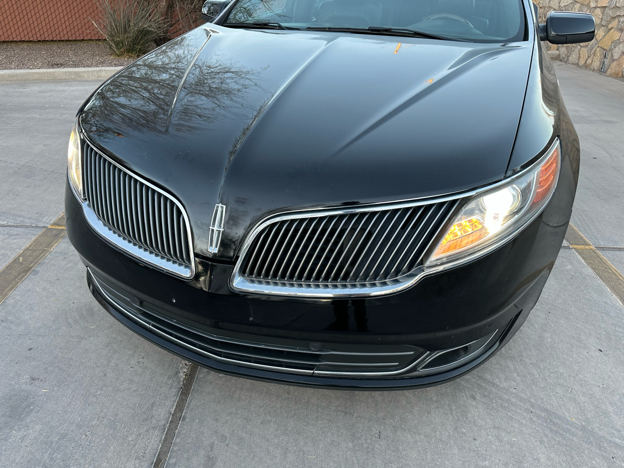 Lincoln MKS FWD 2016