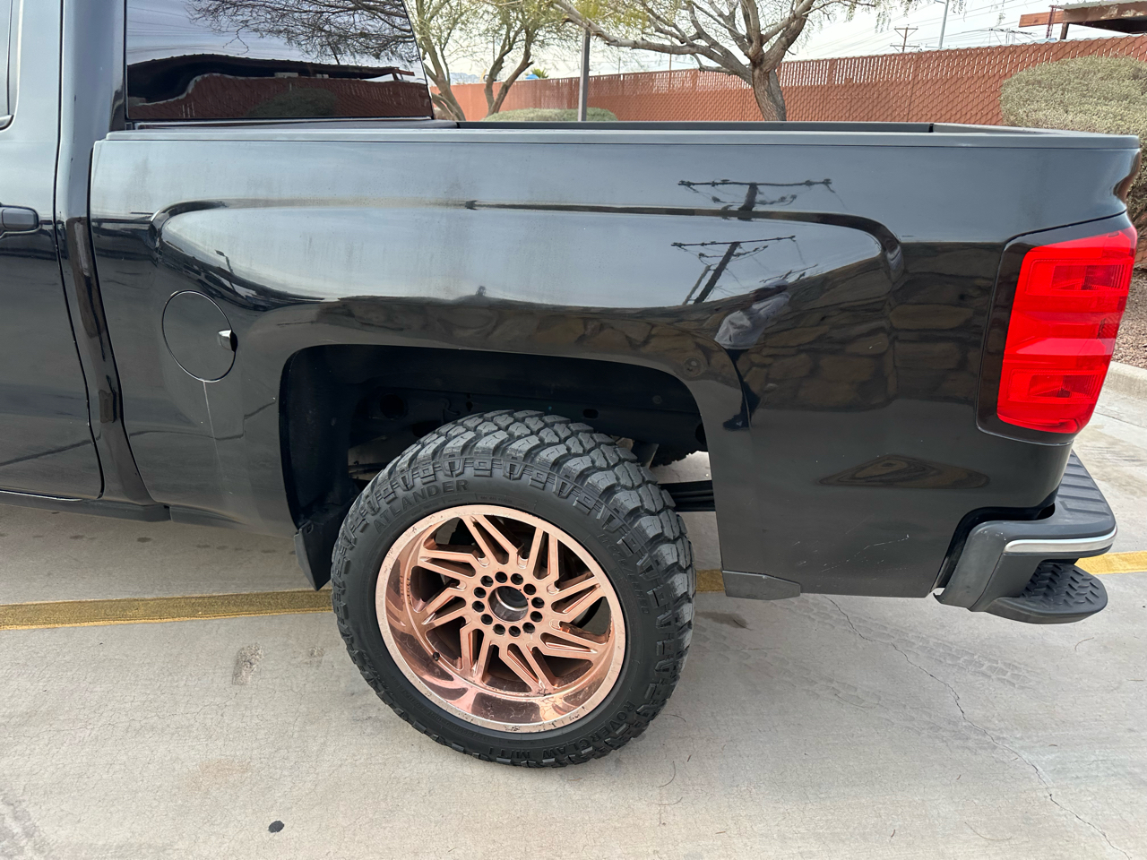 Chevrolet Silverado 1500 2LT Crew Cab Long Box 2WD 2014