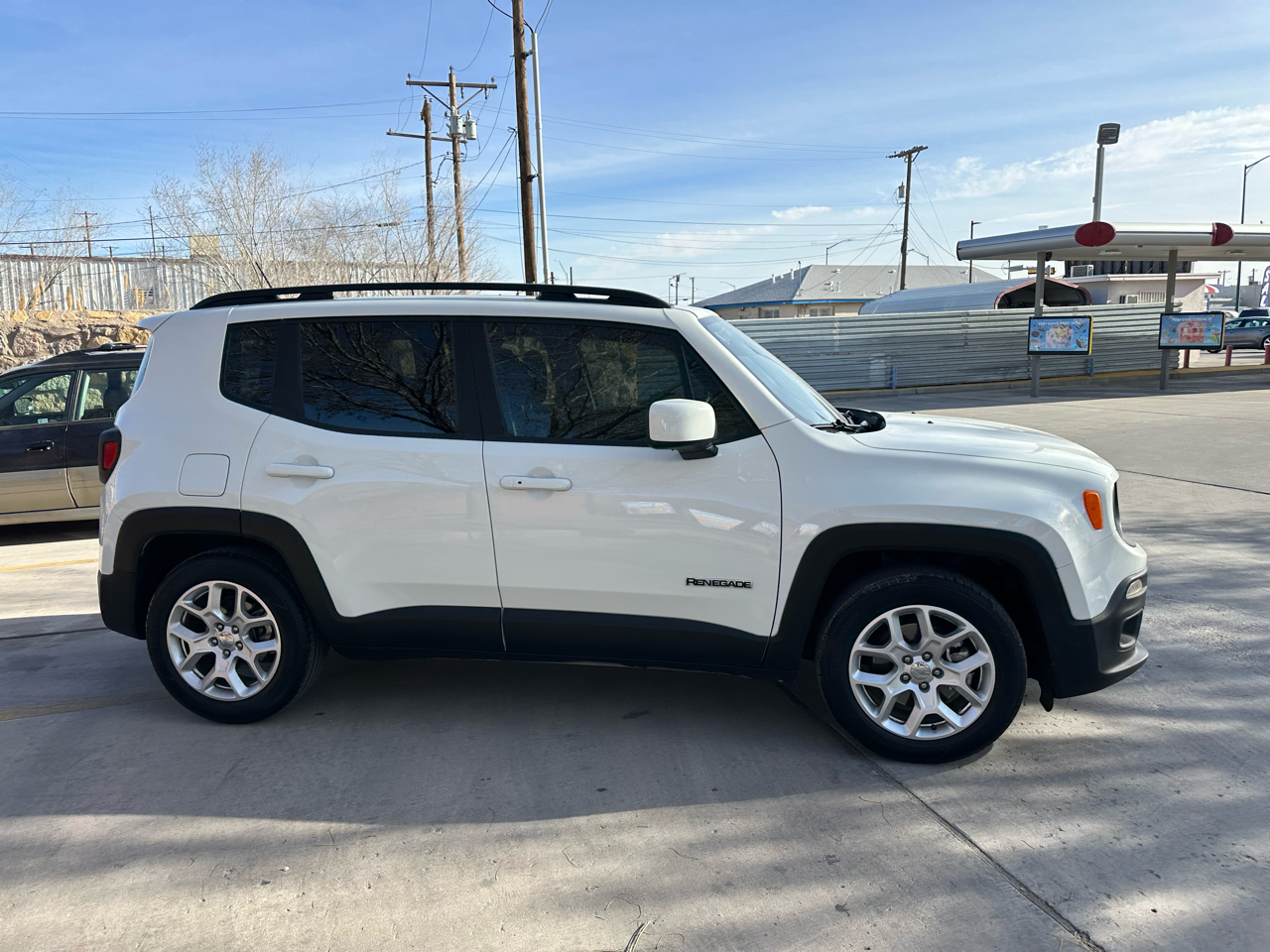 Jeep Renegade Latitude FWD 2016