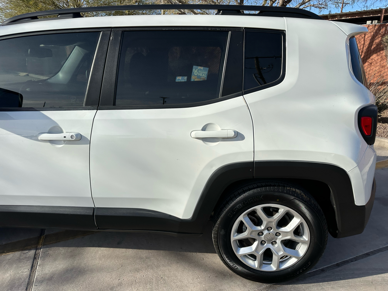 Jeep Renegade Latitude FWD 2016