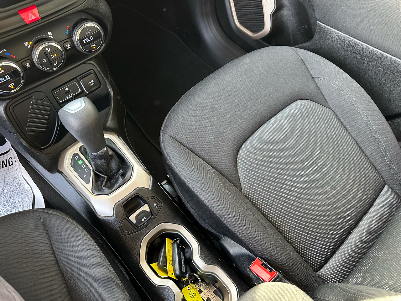 Jeep Renegade Latitude FWD 2016