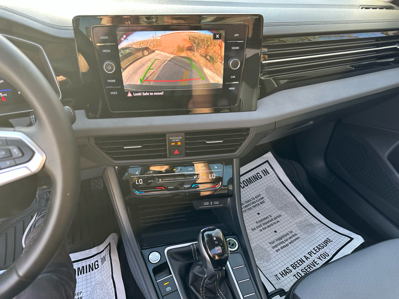 Volkswagen Jetta SE 2025