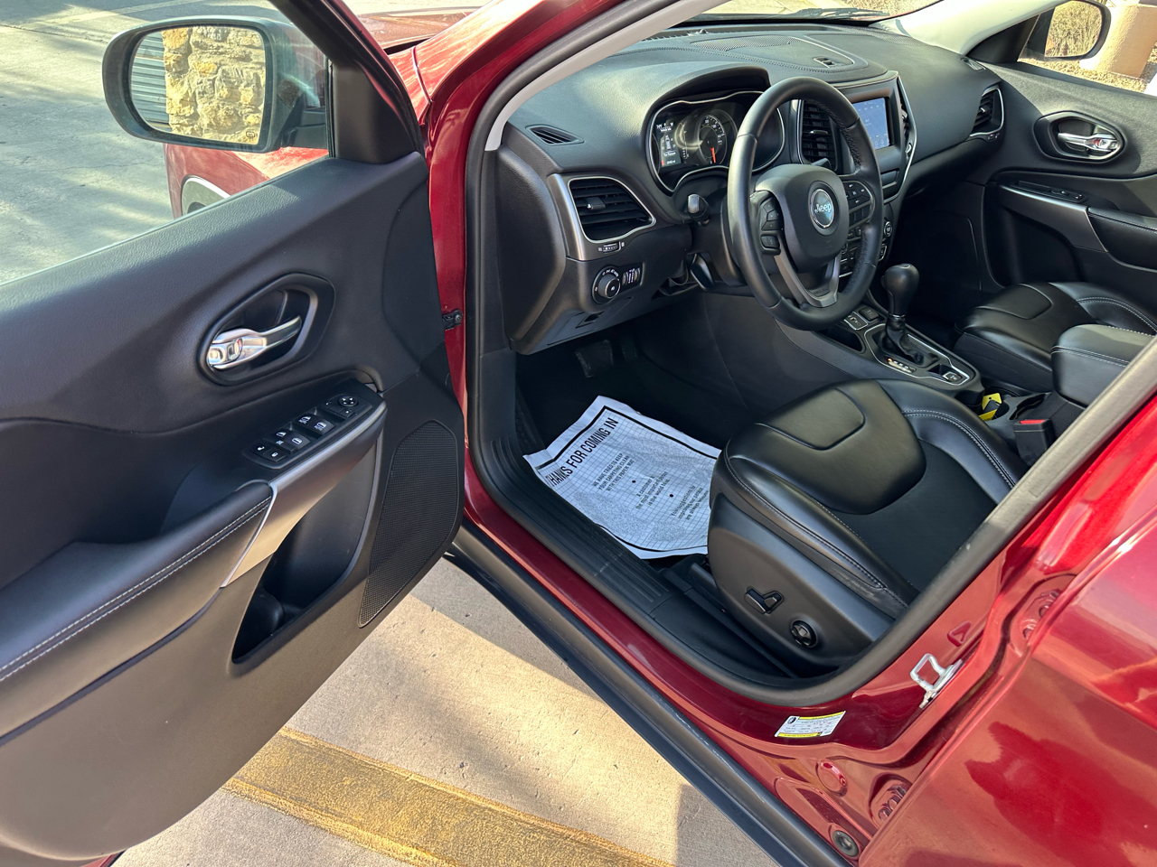 Jeep Cherokee Latitude Plus FWD 2019