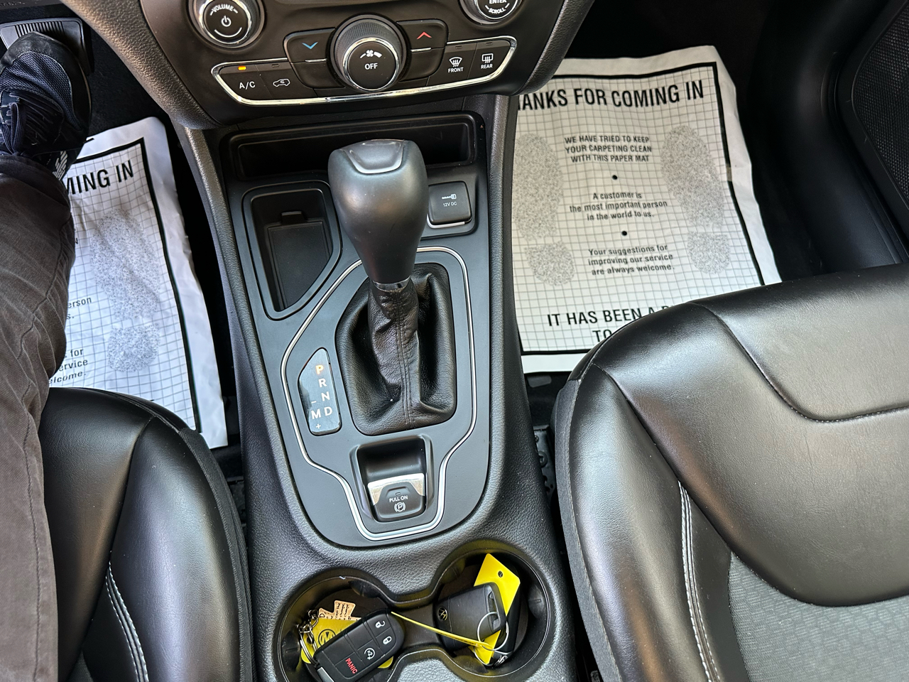 Jeep Cherokee Latitude Plus FWD 2019