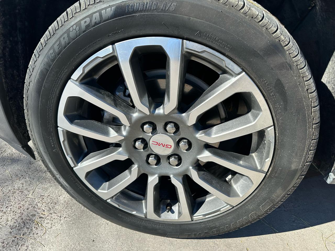 GMC Acadia Denali 2021