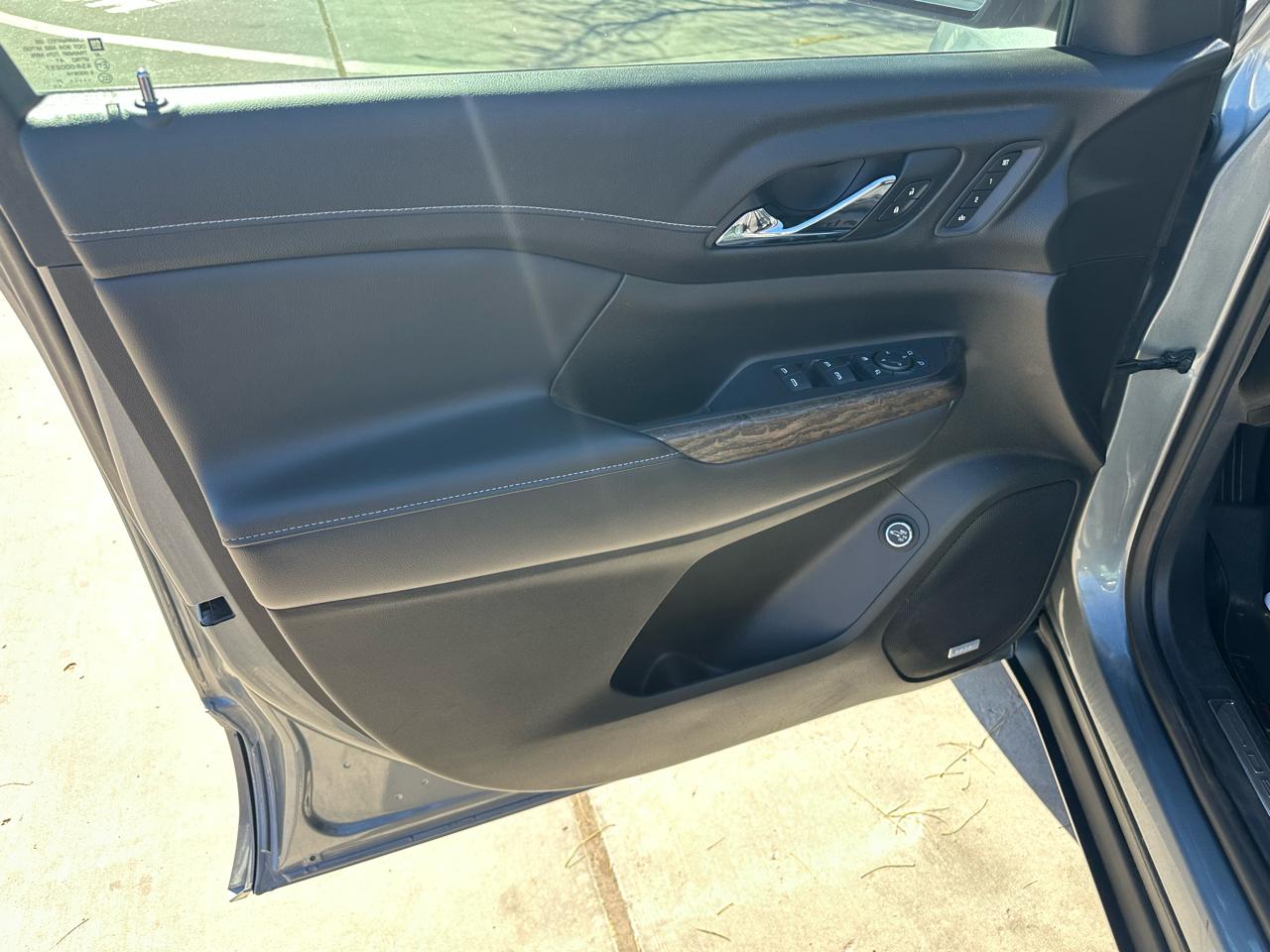 GMC Acadia Denali 2021