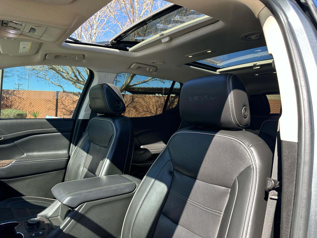 GMC Acadia Denali 2021