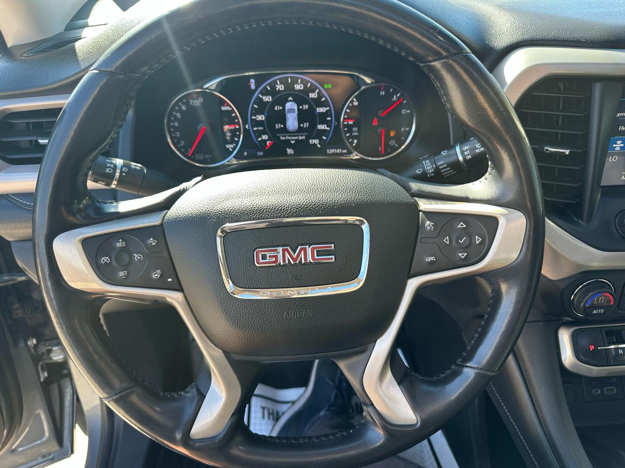 GMC Acadia Denali 2021