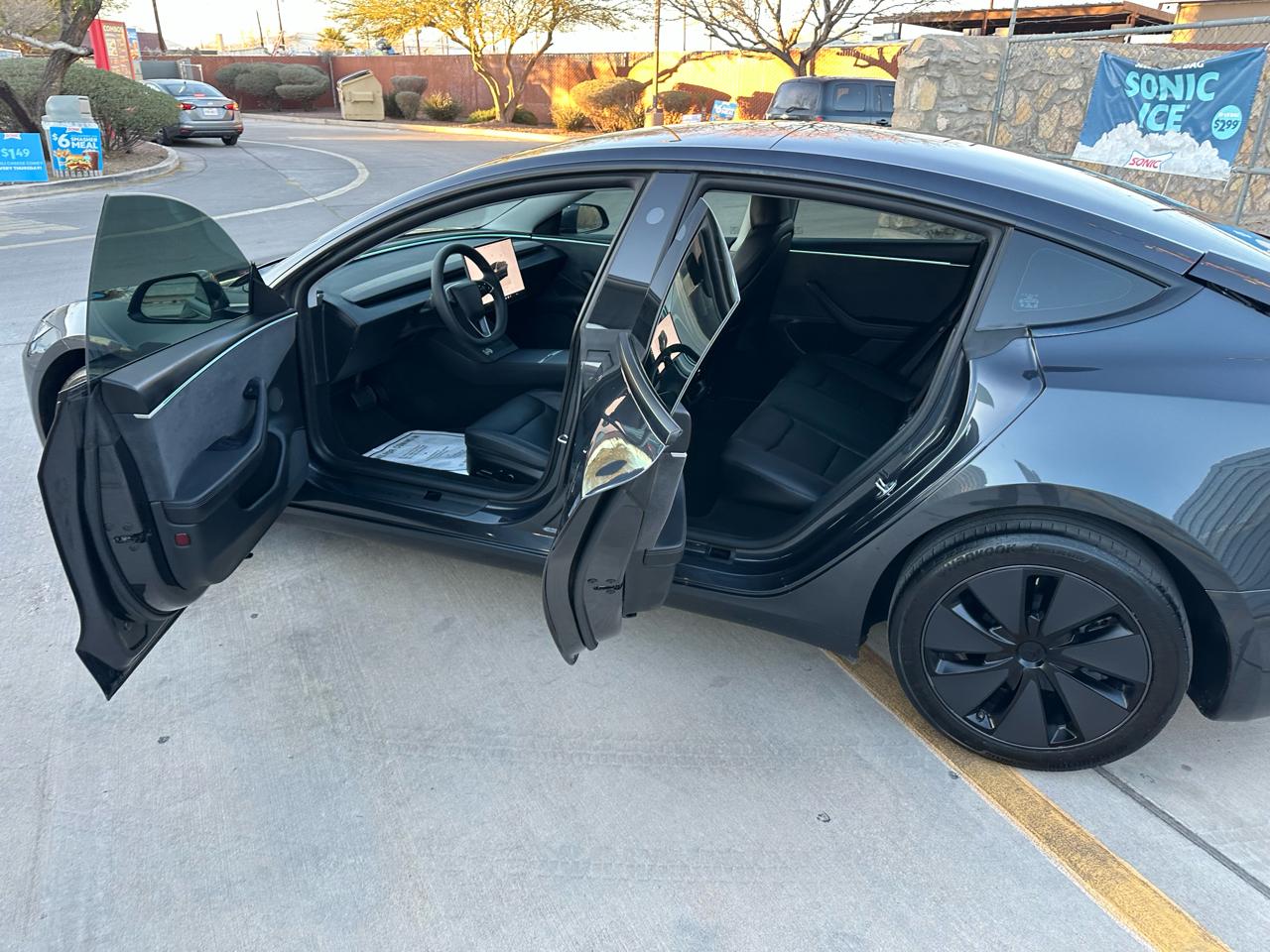 Tesla Model 3 Long Range 4D Sedan AWD 2025