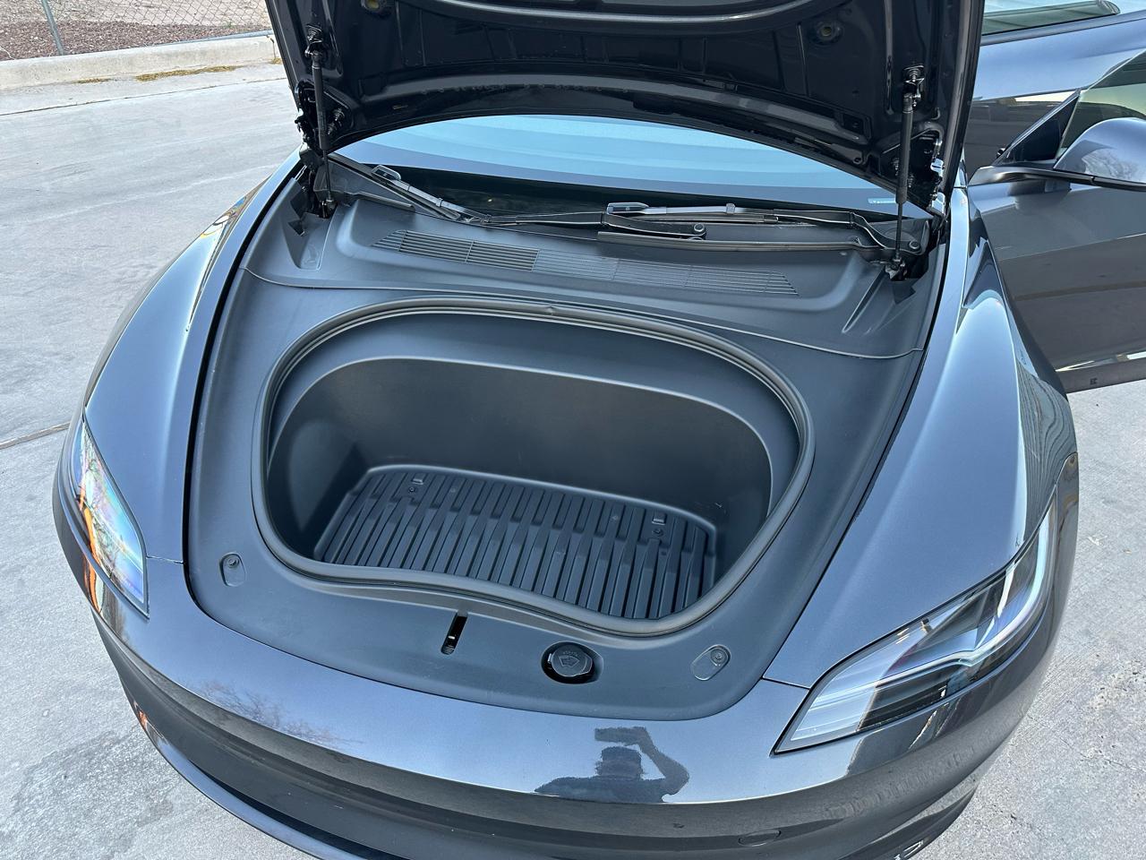 Tesla Model 3 Long Range 4D Sedan AWD 2025