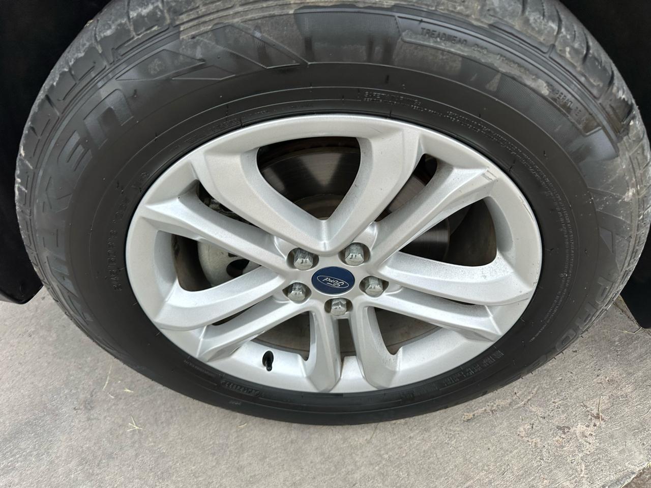 Ford Edge SEL FWD 2019