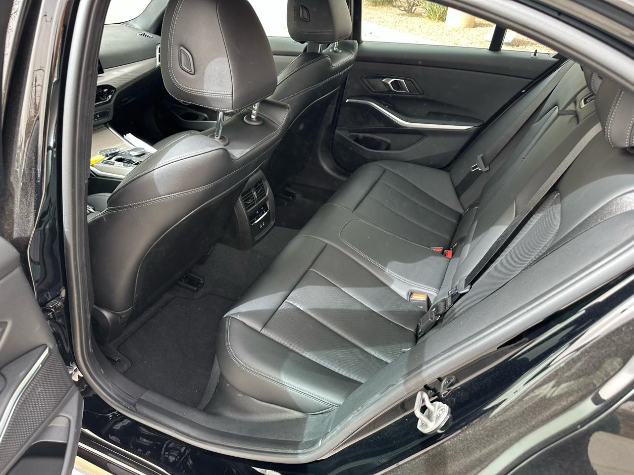 BMW 3-Series 330i 2026