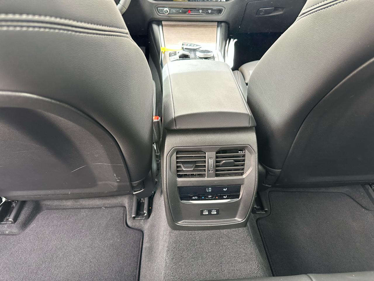 BMW 3-Series 330i 2026