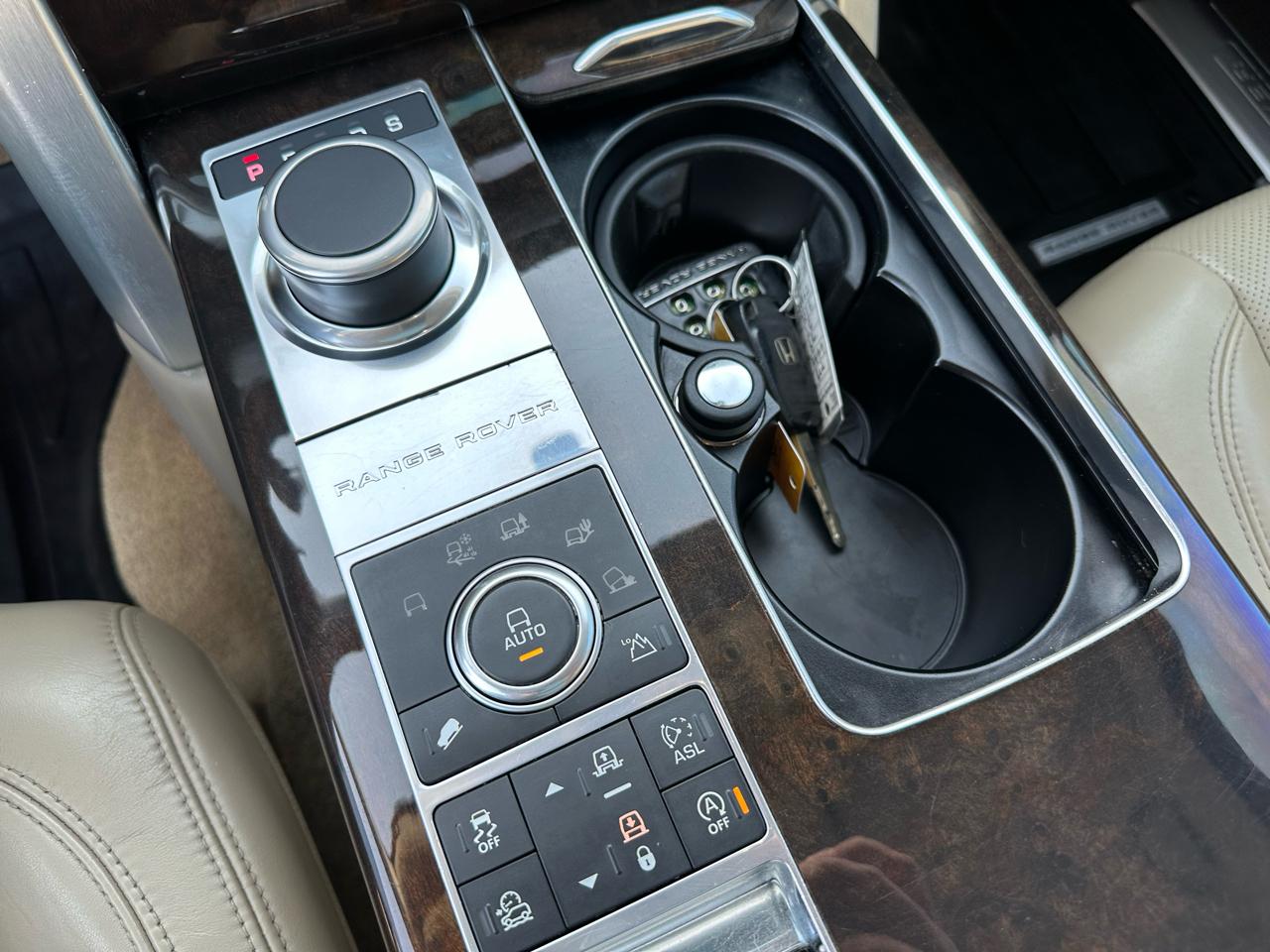 Land Rover Range Rover Supercharged 2016