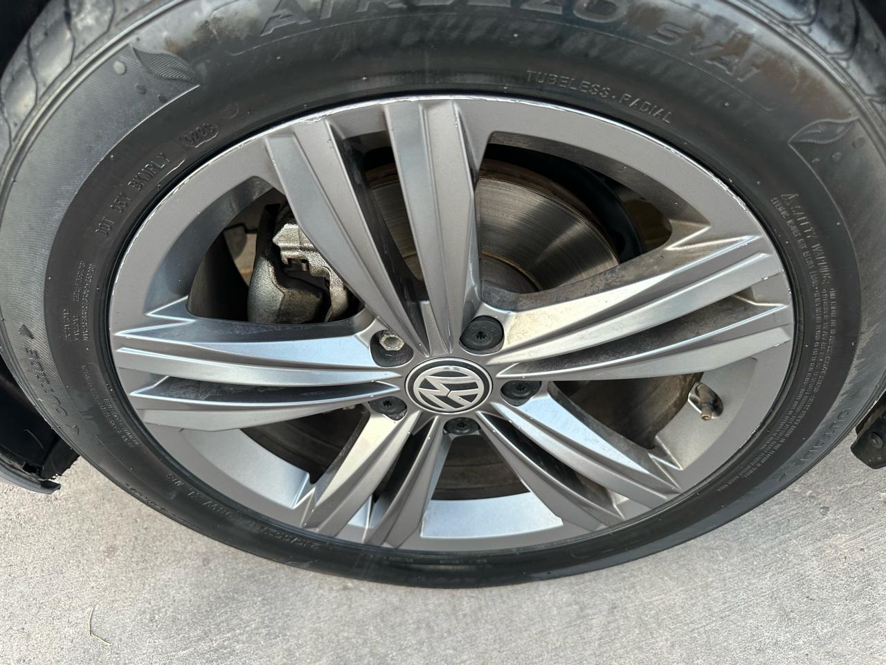 Volkswagen Jetta 1.4T R-Line 8A 2020