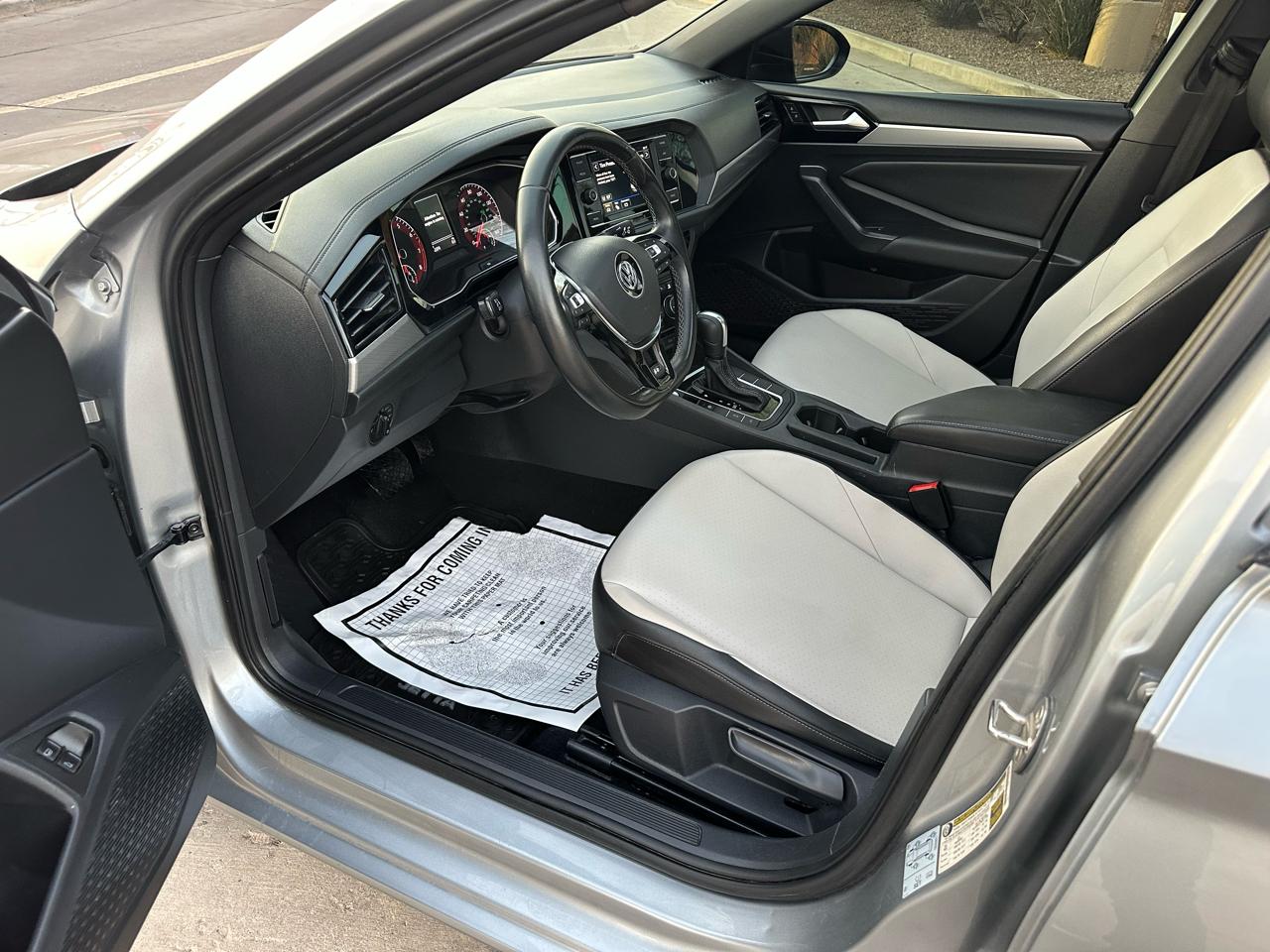 Volkswagen Jetta 1.4T R-Line 8A 2020