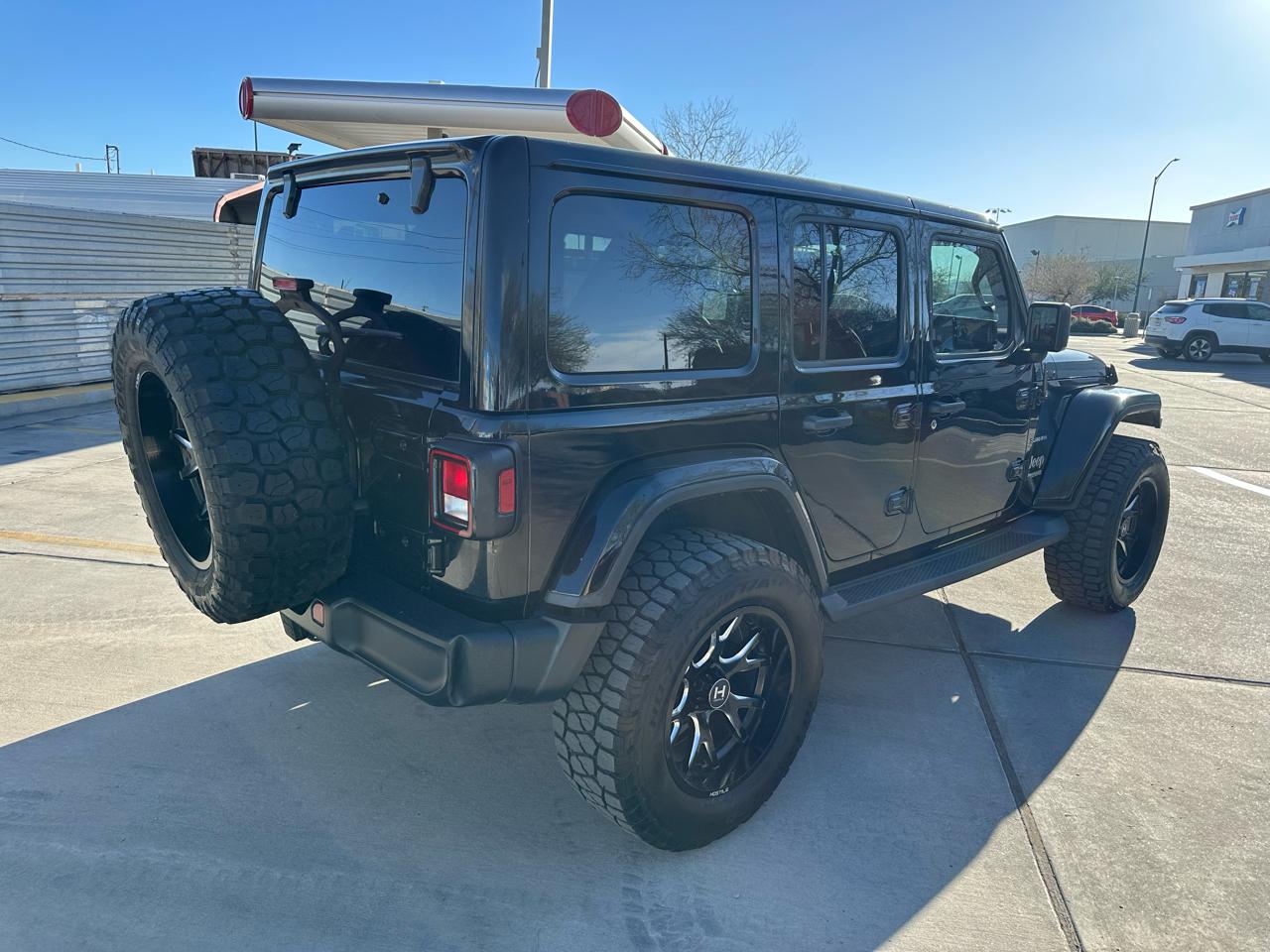 Jeep Wrangler Unlimited Sahara 2018