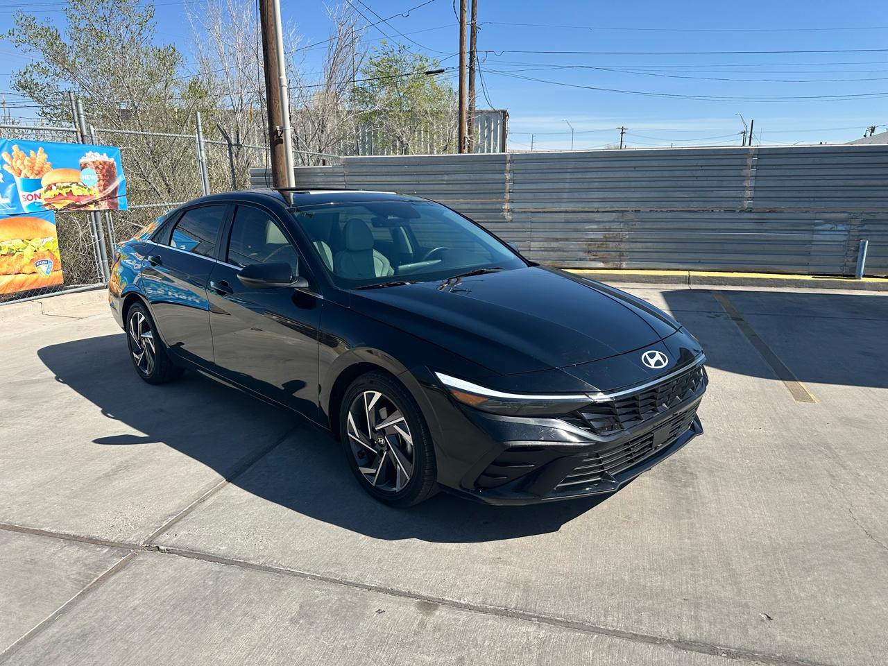 Hyundai Elantra Limited 2025