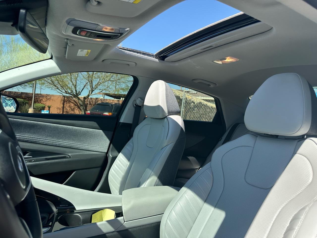 Hyundai Elantra Limited 2025