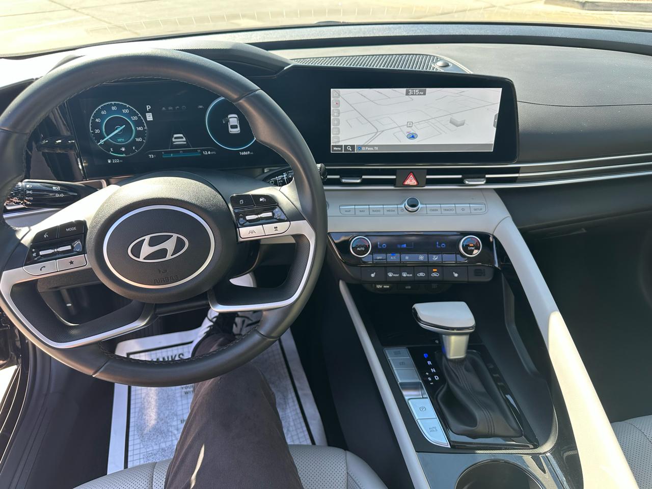 Hyundai Elantra Limited 2025