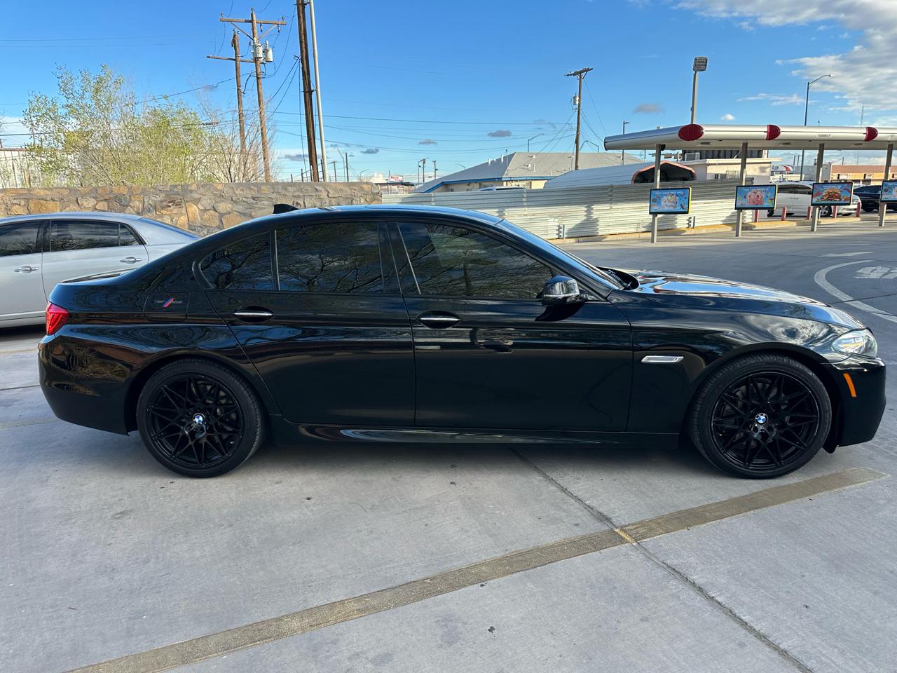 BMW 5-Series 550i 2016