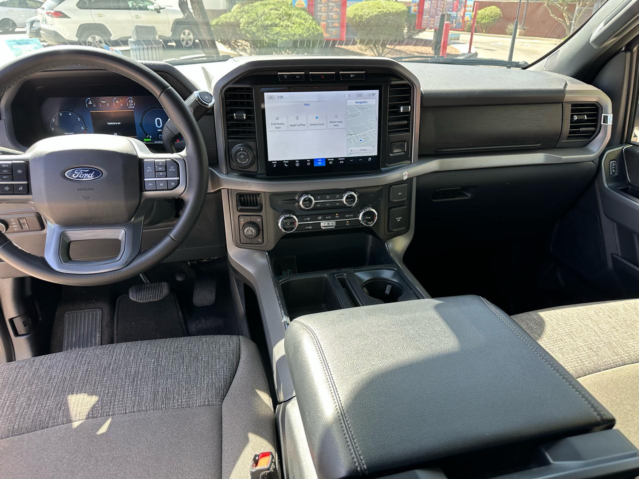 Ford F-150 XLT 4WD SuperCrew 5.5' Box 2024