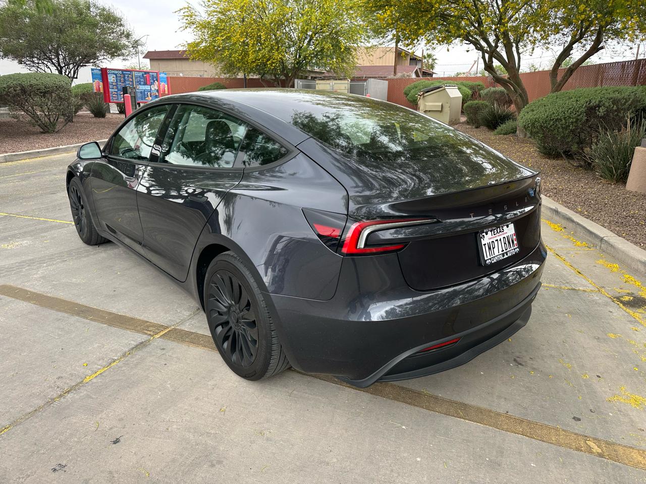 Tesla Model 3 Long Range 4D Sedan RWD 2024