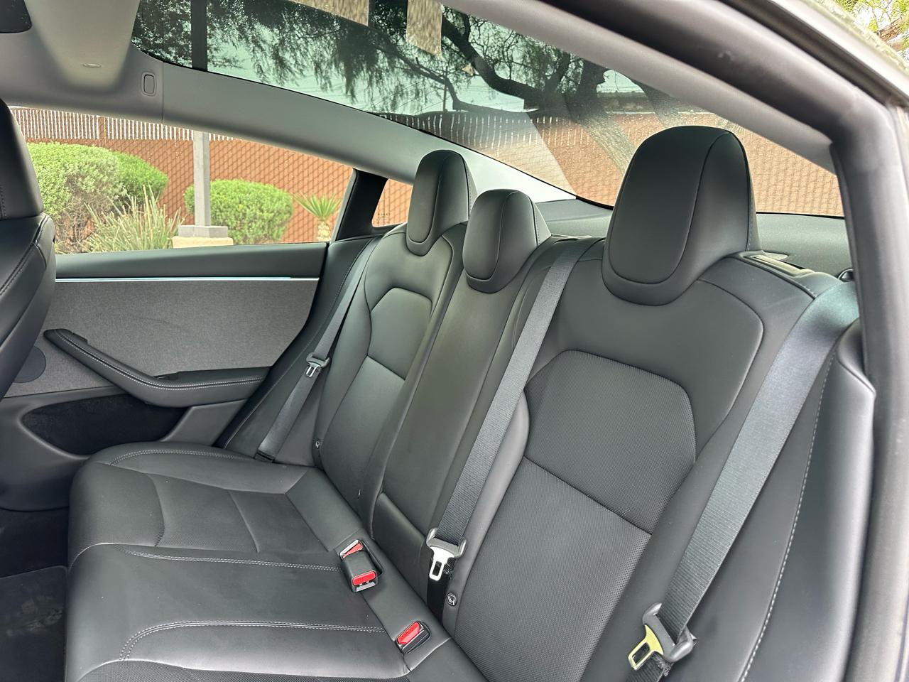 Tesla Model 3 Long Range 4D Sedan RWD 2024